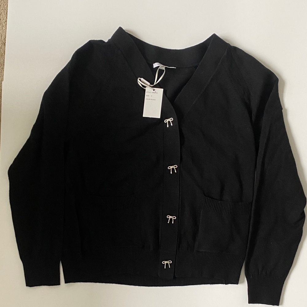 Vila Milano Women’s Black Knit V Neck Sweater With Silver Bow Accents Pockets S